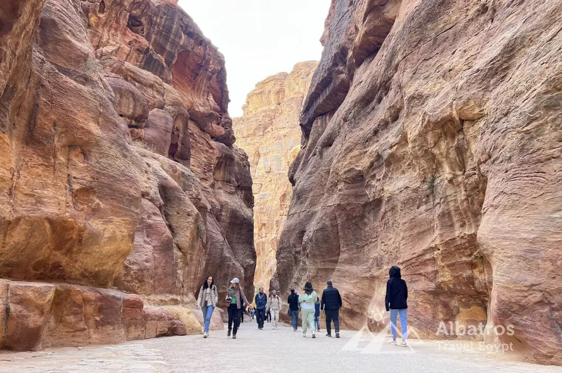 Ancient Petra (Jordan)-76