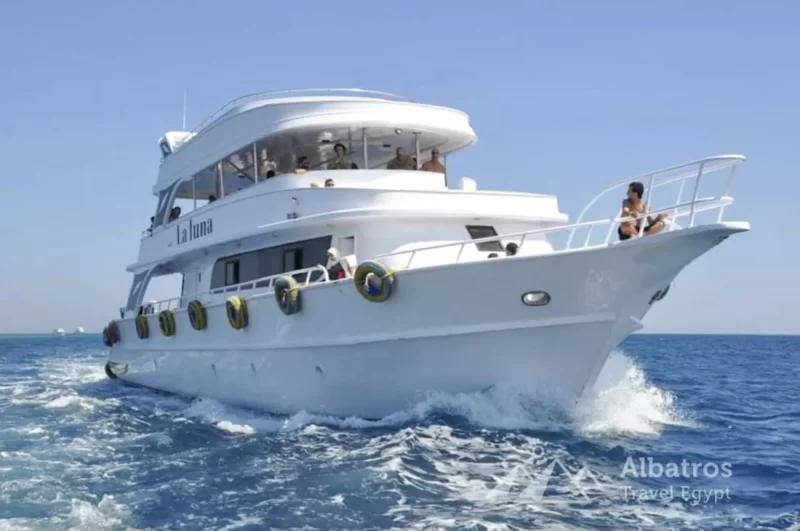 Yacht charter in Sharm (individual)